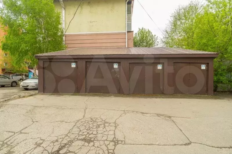 Гараж - Фото 0