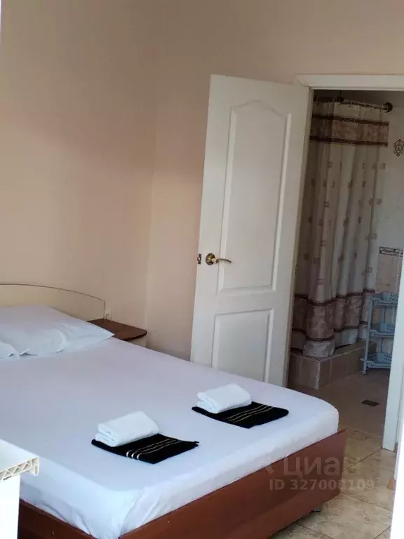 Комната Краснодарский край, Геленджик ул. Толстого, 64 - Фото 2