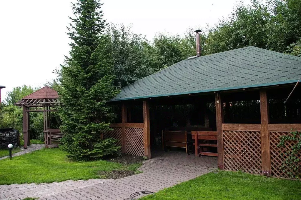 Дом в Новосибирская область, Обь Пригородный пер., 10 (400 м) - Фото 0
