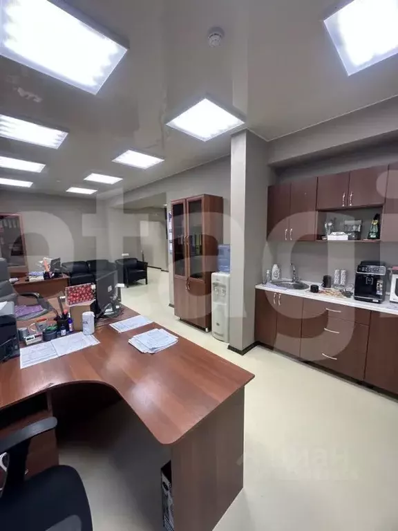 Офис в Свердловская область, Нижний Тагил ул. Восточный проезд, 4 (97 ... - Фото 1