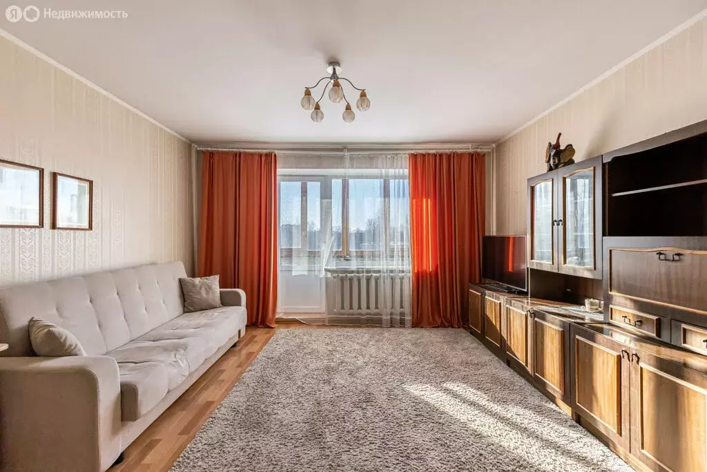 3-комнатная квартира: Курган, жилой район Заозёрный, 1-й микрорайон, ... - Фото 1