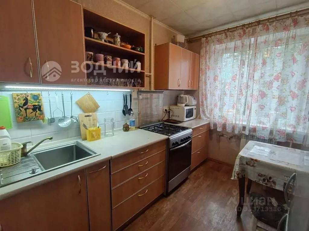 3-к кв. Чувашия, Чебоксары ул. Мичмана Павлова, 34 (70.0 м) - Фото 0