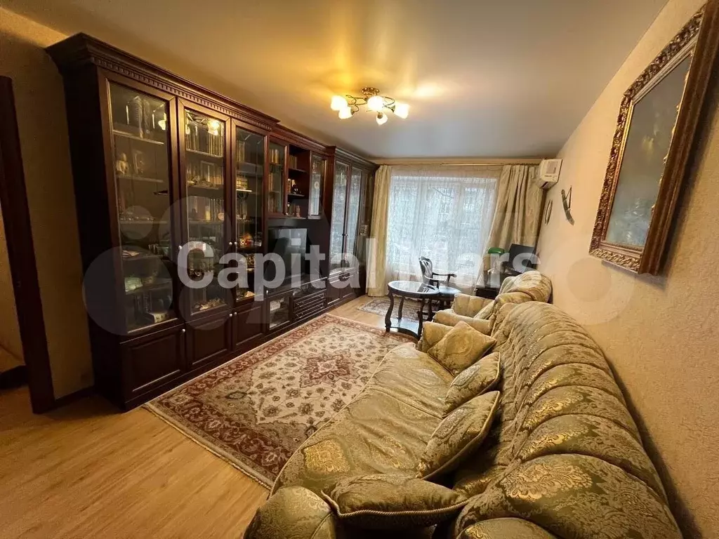 3-к. квартира, 60 м, 2/9 эт. - Фото 0