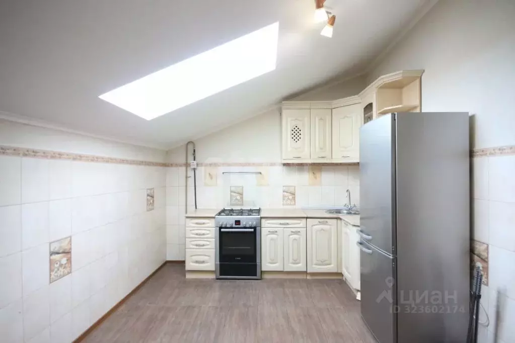 1-к кв. Ямало-Ненецкий АО, Новый Уренгой Ягельный мкр, ул. Южная, 36Б ... - Фото 1