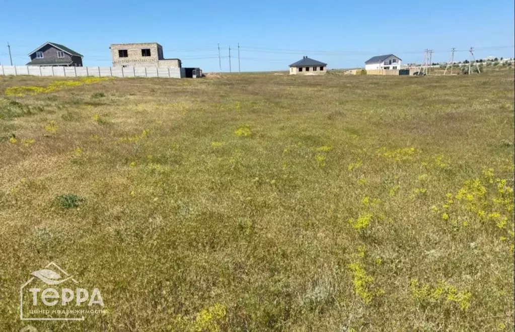 Участок в Крым, Сакский район, с. Суворовское ул. Восточная, 14 (8.0 ... - Фото 1