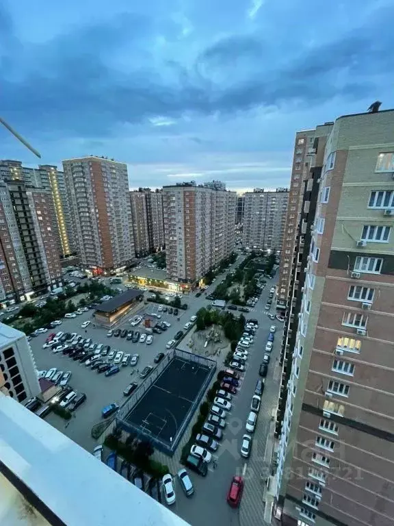 3-к кв. Краснодарский край, Краснодар ул. Домбайская, 63 (70.0 м) - Фото 0