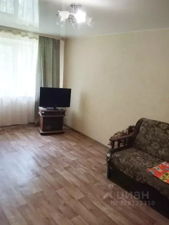 2-к кв. Нижегородская область, Дзержинск ул. Петрищева, 11 (42.1 м) - Фото 0