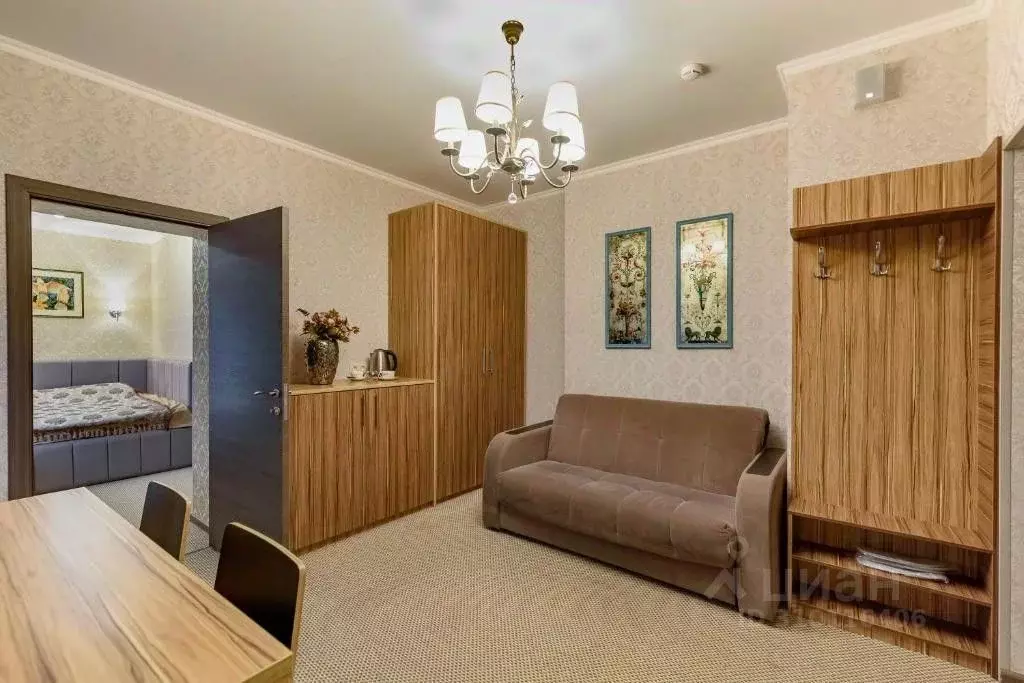 2-к кв. Санкт-Петербург наб. Реки Фонтанки, 18В (35.0 м) - Фото 1