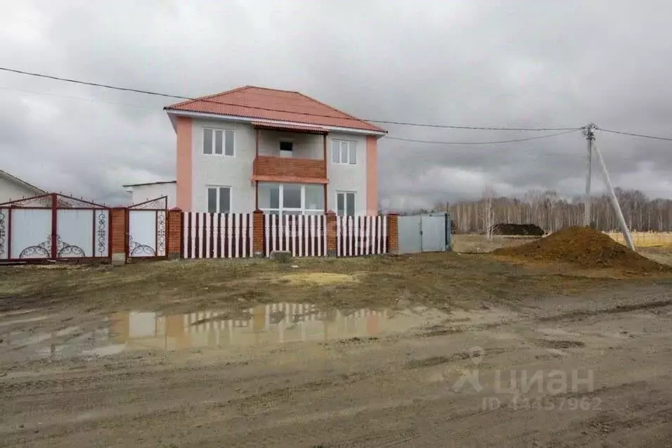 Дом в Челябинская область, с. Аргаяш ул. Худякова, 11 (200 м) - Фото 1