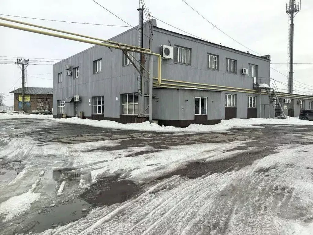 Помещение свободного назначения в Саратовская область, Саратов тракт ... - Фото 1