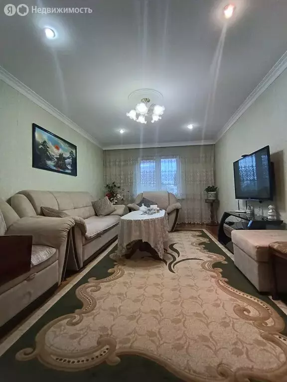 5-комнатная квартира: Владикавказ, Пушкинская улица, 65 (104 м) - Фото 0