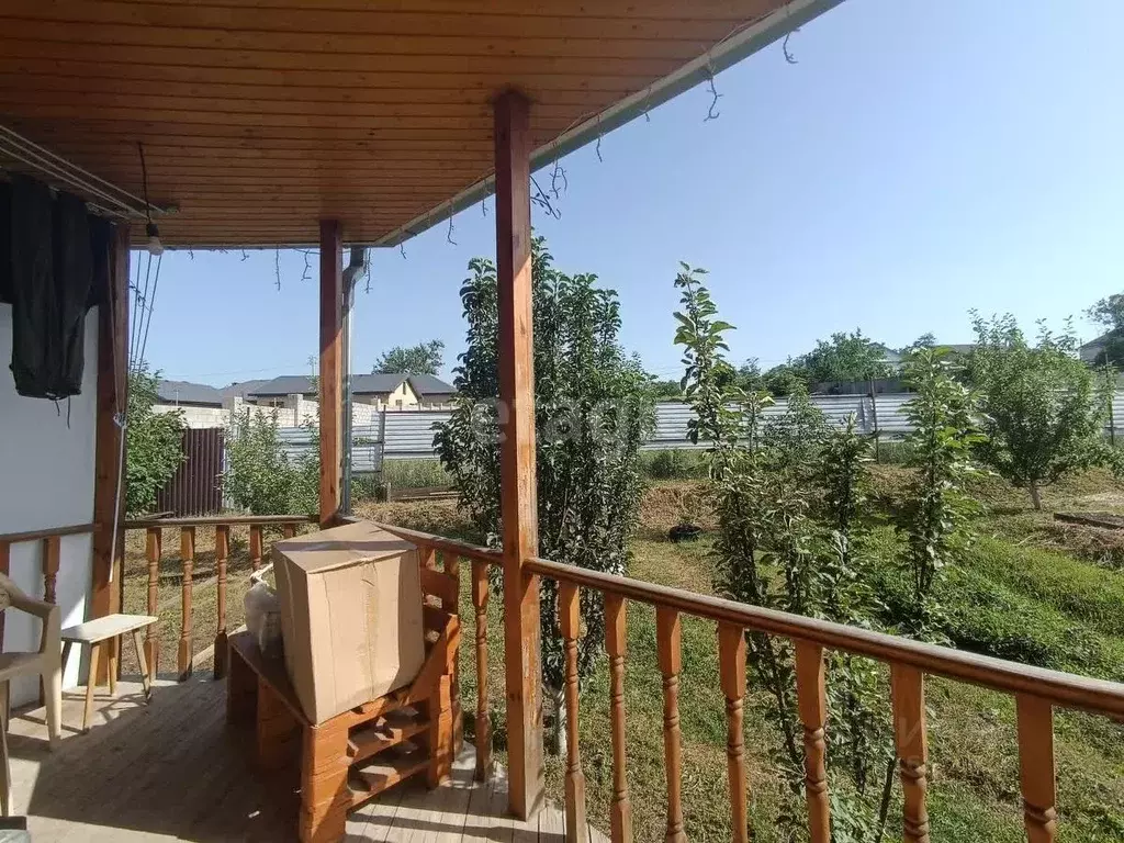 Дом в Ставропольский край, Предгорный муниципальный округ, пос. ... - Фото 1