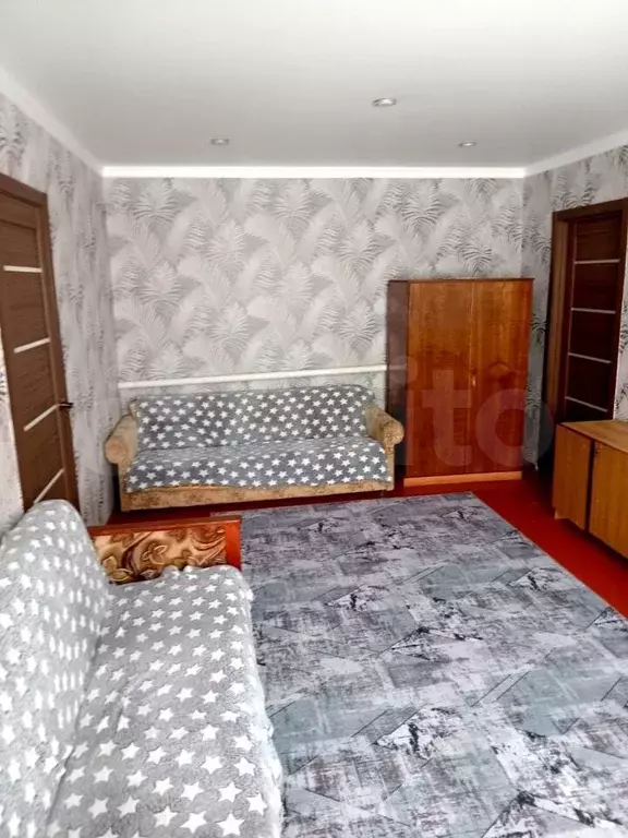 Комната 20 м в 3-к., 2/2 эт. - Фото 1