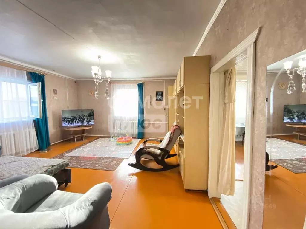 Дом в Иркутская область, Эхирит-Булагатский район, пос. Усть-Ордынский ... - Фото 2