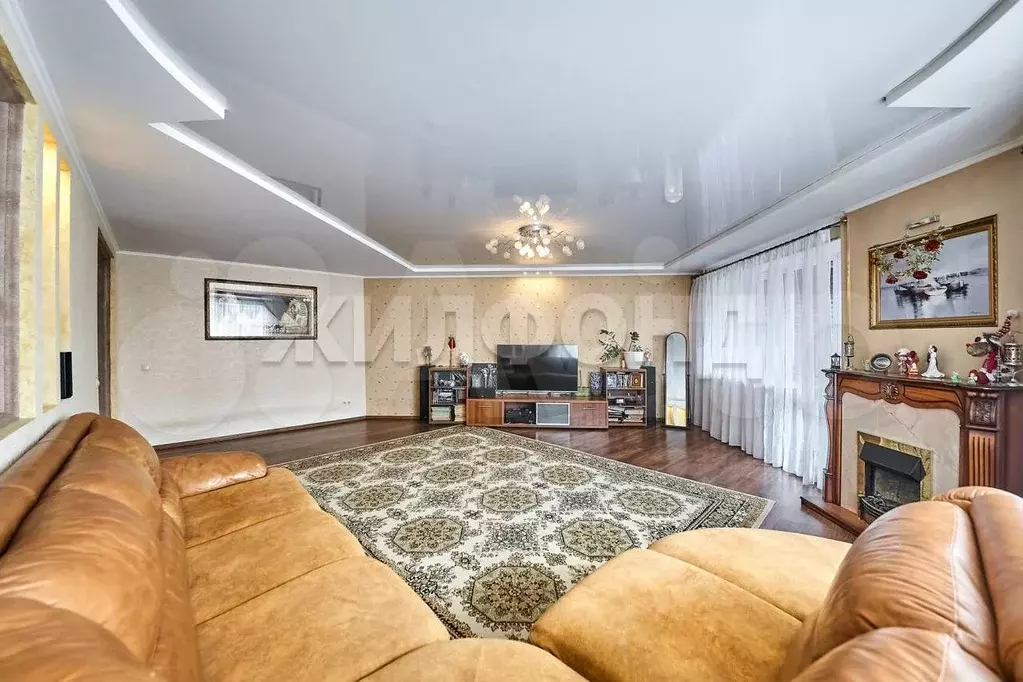 3-к. квартира, 121 м, 4/10 эт. - Фото 0