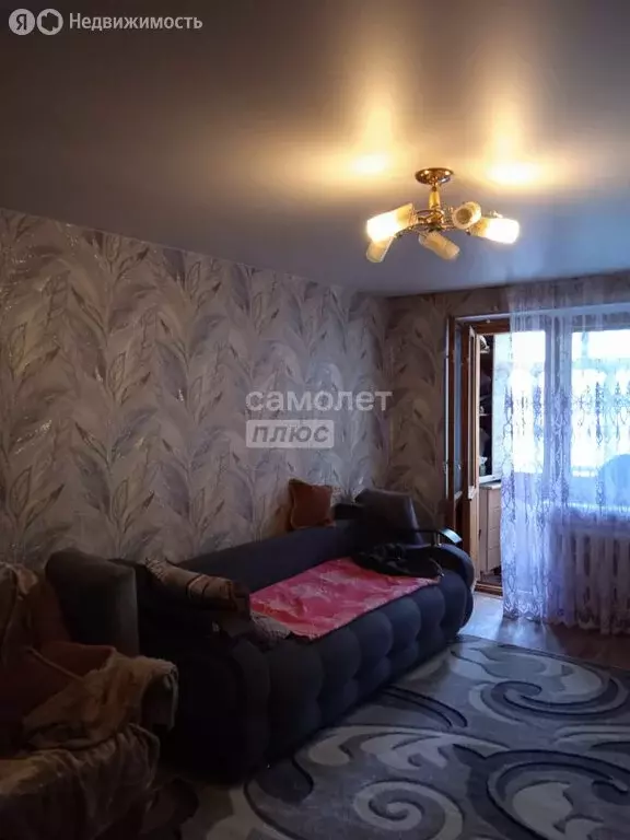 3-комнатная квартира: Курск, Народная улица, 2 (57.4 м) - Фото 1