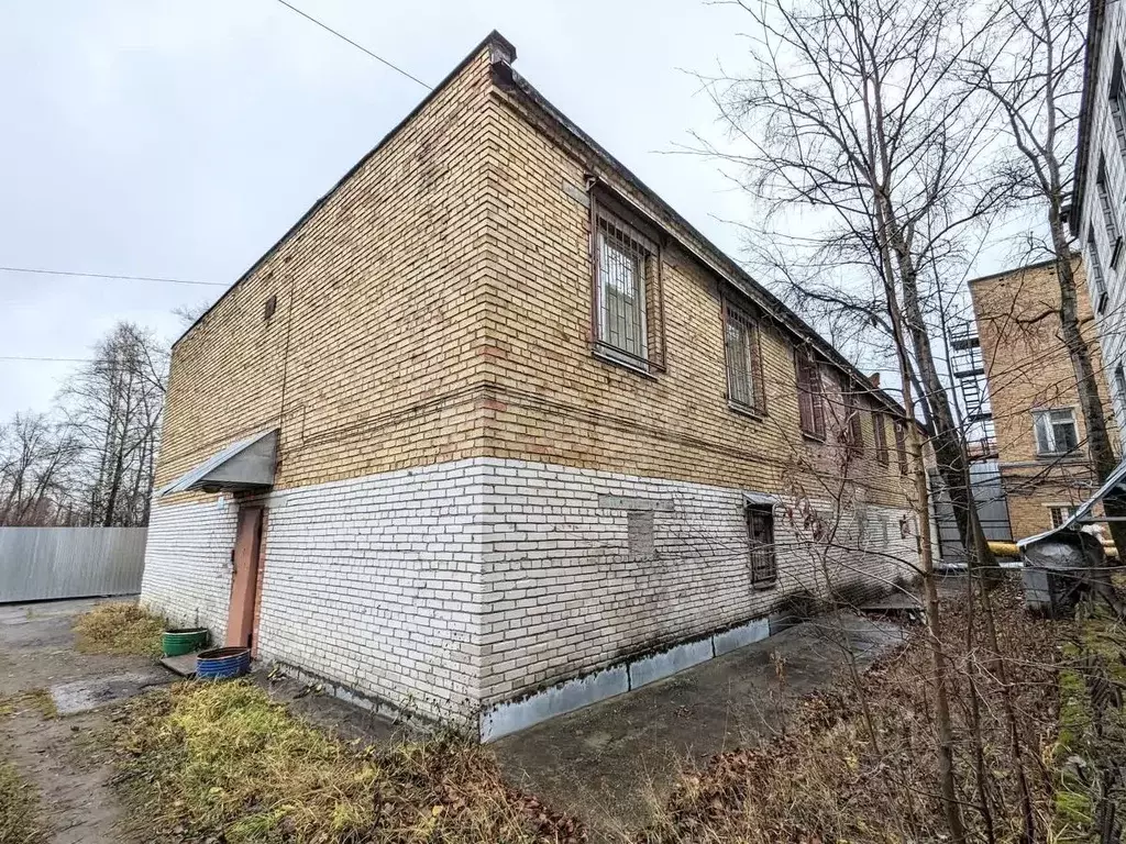 Офис в Коми, Сыктывкар ул. Калинина, 10 (493 м) - Фото 1