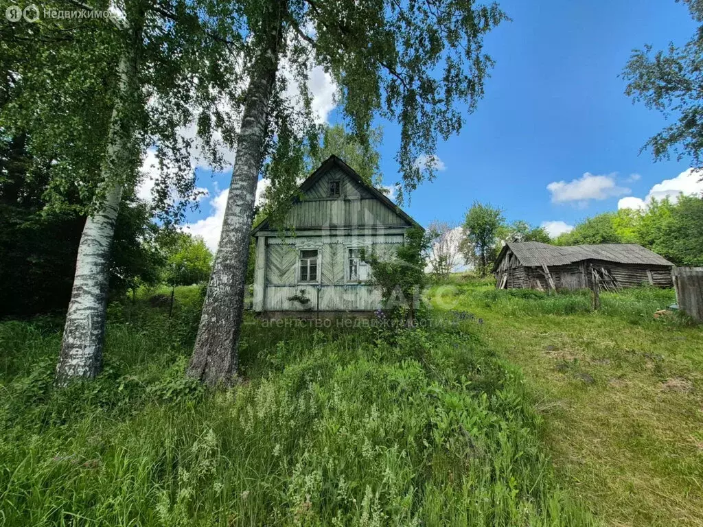 Дом в Брянская область, Жирятинское сельское поселение, деревня ... - Фото 1