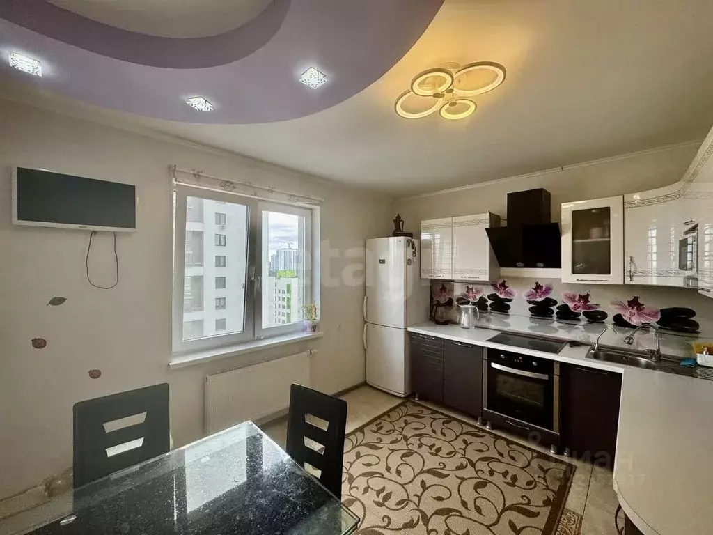 2-к кв. Тюменская область, Тюмень ул. Ю.-Р.Г. Эрвье, 24к3 (60.1 м) - Фото 2