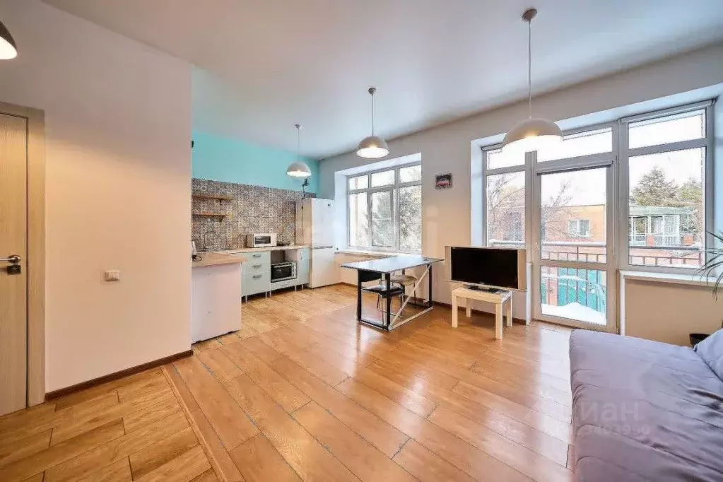 Студия Хабаровский край, Хабаровск Моряков-Амурцев кв-л, 29 (30.6 м) - Фото 1