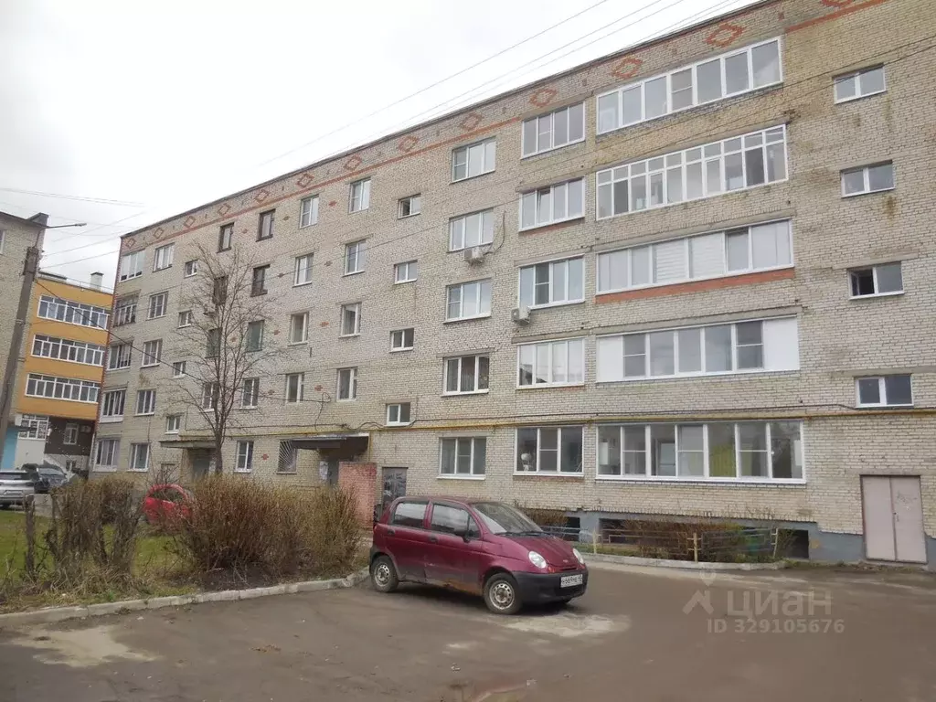 3-к кв. Калужская область, Малоярославец ул. Аузина, 6 (64.5 м) - Фото 1