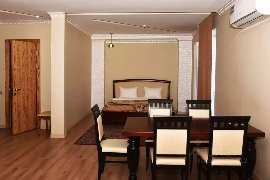 Комната Алтайский край, Барнаул ул. Юрина, 111 - Фото 1