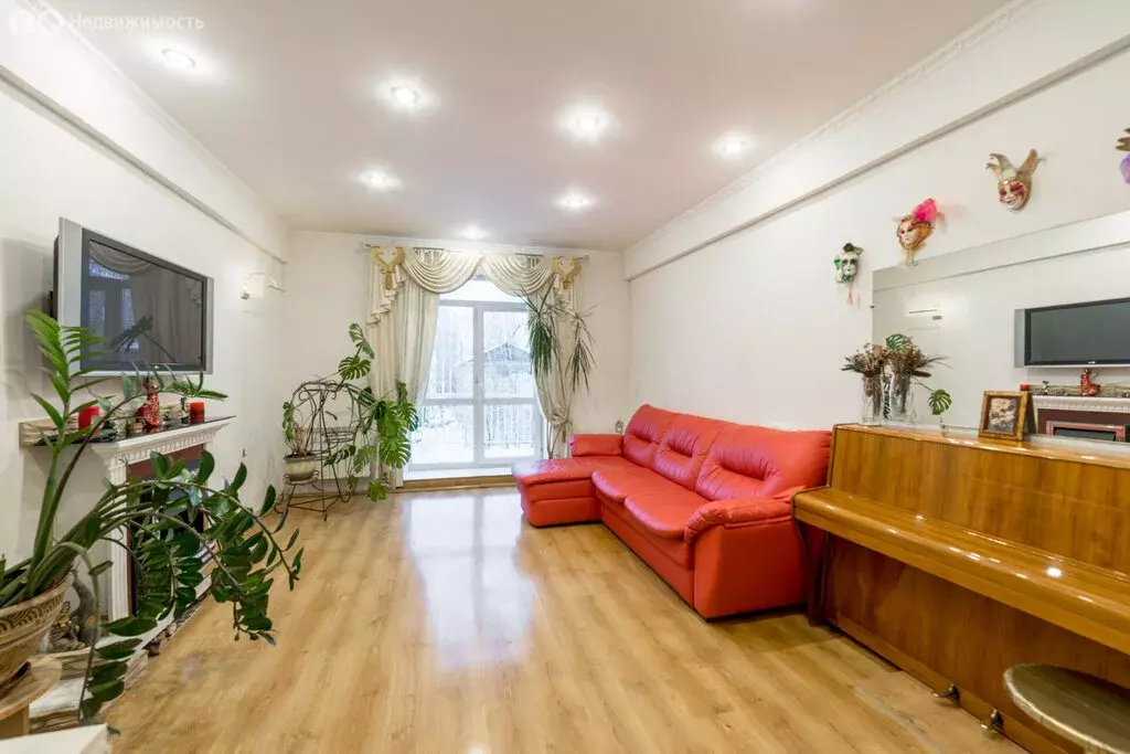 3-комнатная квартира: Архангельск, улица Гагарина, 1 (78.7 м) - Фото 1