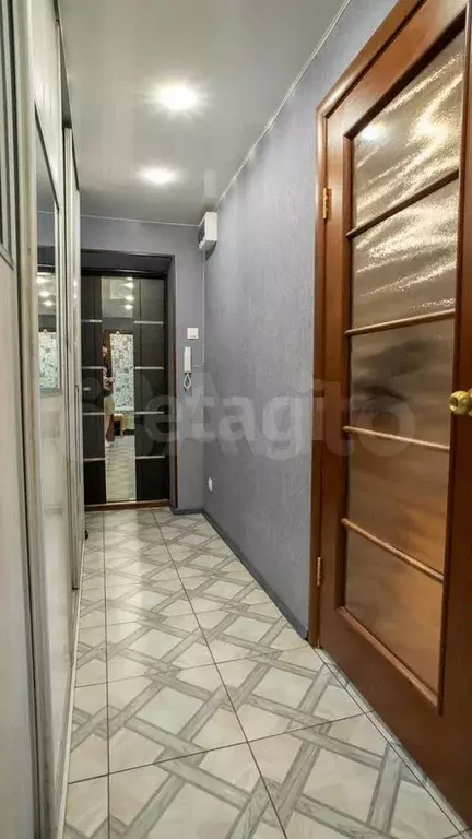 3-к. квартира, 61 м, 4/6 эт. - Фото 1