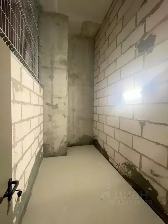 Гараж в Московская область, Ленинский городской округ, пос. Развилка ... - Фото 1