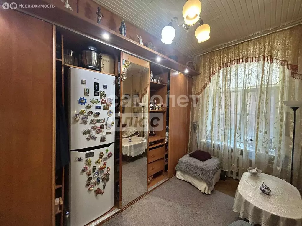 1к в 14-комнатной квартире (15.8 м) - Фото 1