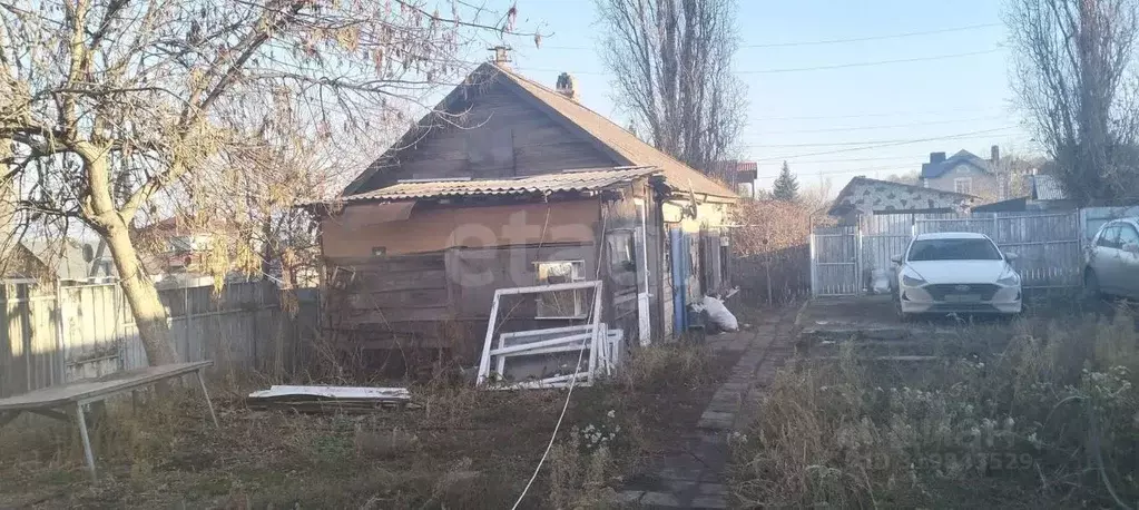 Дом в Саратовская область, с. Усть-Курдюм ул. Большая Советская, 69 ... - Фото 1