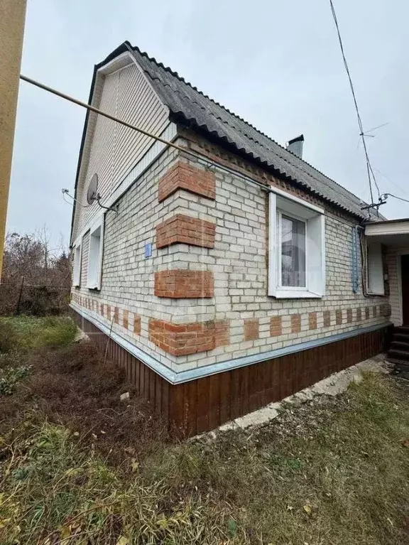 Дом в Воронежская область, Хохольский район, Гремяченское с/пос, с. ... - Фото 1