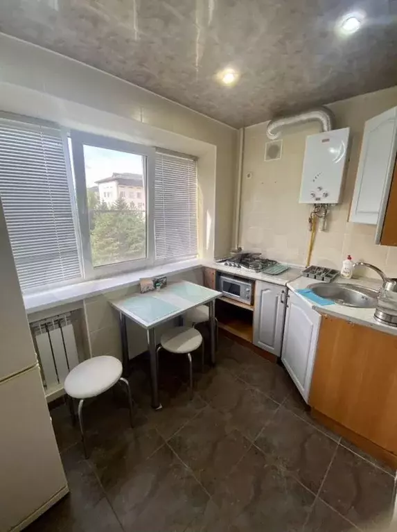 2-к. квартира, 50м, 4/5эт. - Фото 1