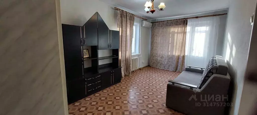 2-к кв. Волгоградская область, Волгоград ул. Зины Маресевой, 11 (45.0 ... - Фото 1