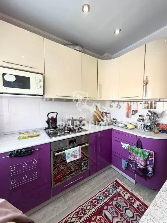 3-к кв. Оренбургская область, Орск Орский просп., 9 (61.5 м) - Фото 1