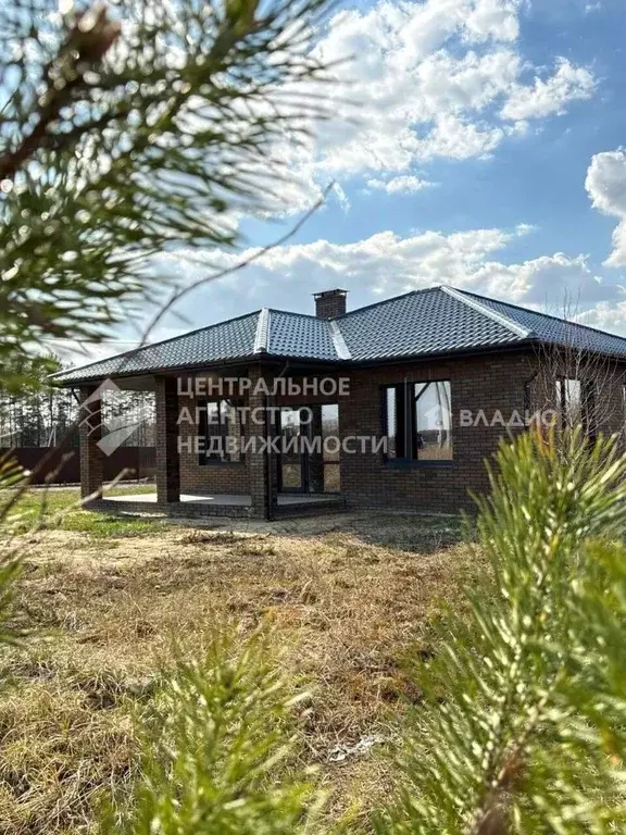 Дом в Рязанская область, Рязанский муниципальный округ, с. Семкино  ... - Фото 2