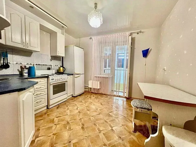 1-к кв. Самарская область, Тольятти Офицерская ул., 2 (40.4 м) - Фото 1