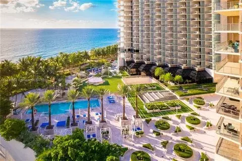 Bal Harbour North South C St Regis North, Unit 1101n - Фото 0