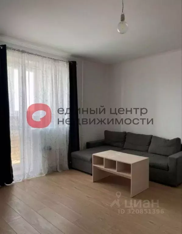 Студия Тюменская область, Тюмень ул. Верхнетарманская, 5 (31.5 м) - Фото 1