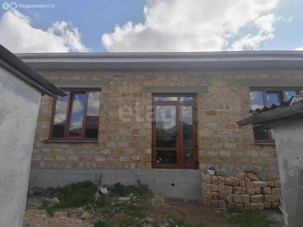 Дом в Симферополь, улица 8 Марта (113 м) - Фото 1