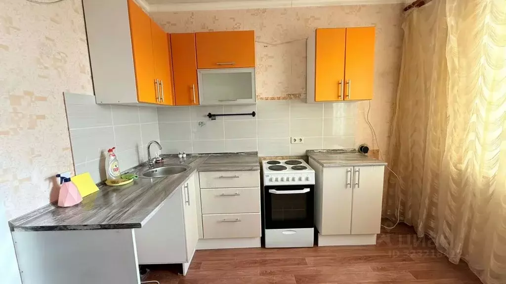 1-к кв. Омская область, Омск Харьковская ул., 27 (38.5 м) - Фото 1