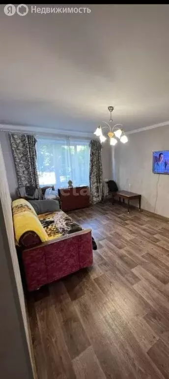 3-комнатная квартира: Балтийск, улица Ушакова, 26 (59.6 м) - Фото 1