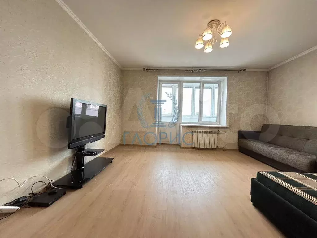 1-к. квартира, 33,9 м, 4/6 эт. - Фото 0