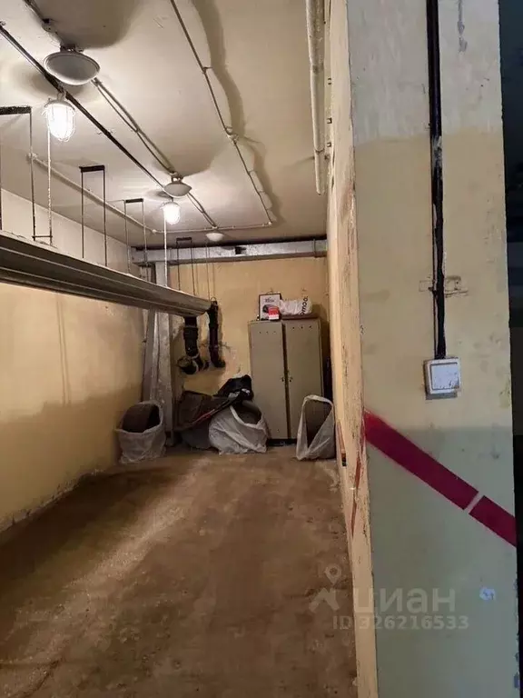 Гараж в Московская область, Лобня ул. Крупской, 12а (17 м) - Фото 1