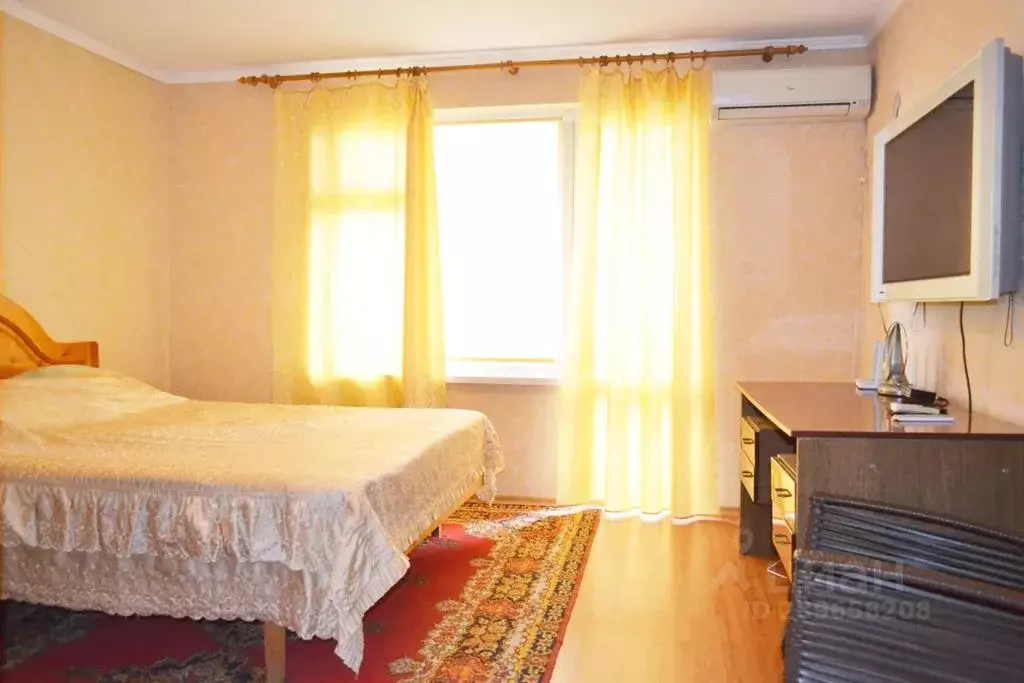 2-к кв. Крым, Алушта ул. Октябрьская, 63Г (40.0 м) - Фото 1