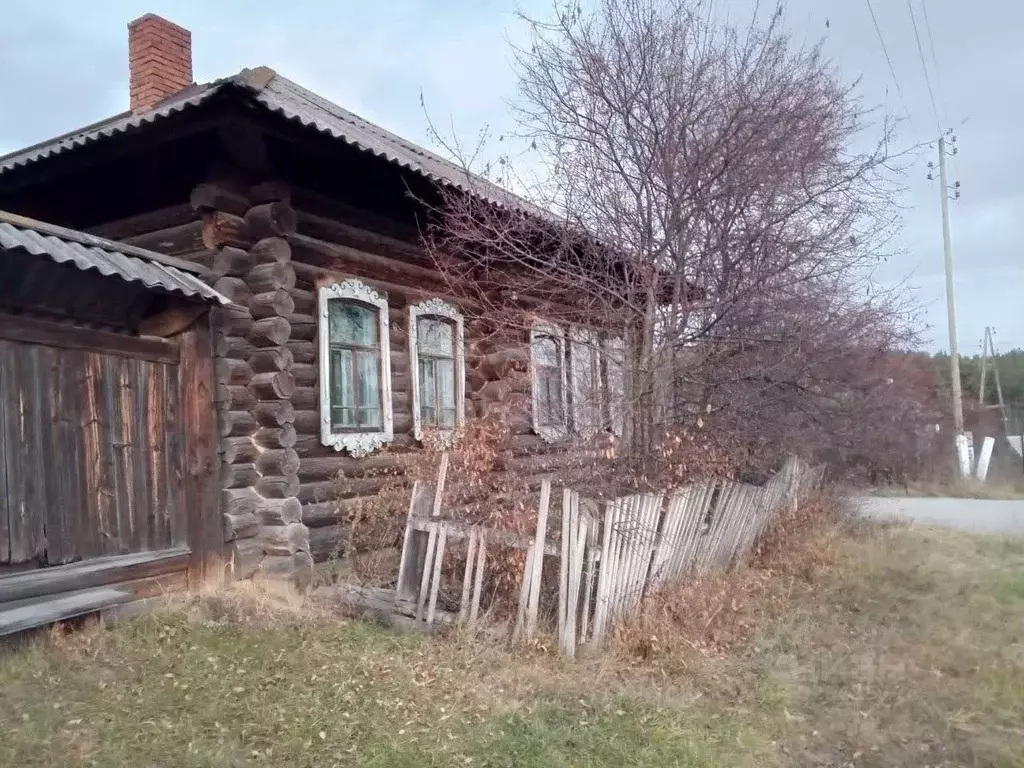 Дом в Свердловская область, Тугулымский муниципальный округ, д. Гурина ... - Фото 1