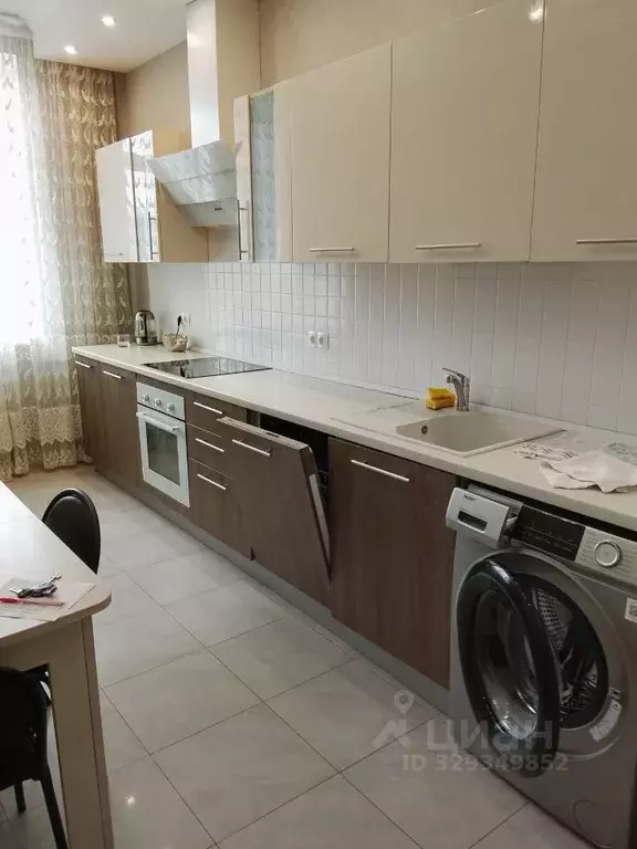 2-к кв. Москва пос. Коммунарка, ул. Липовый Парк, 7к2 (68.0 м) - Фото 1