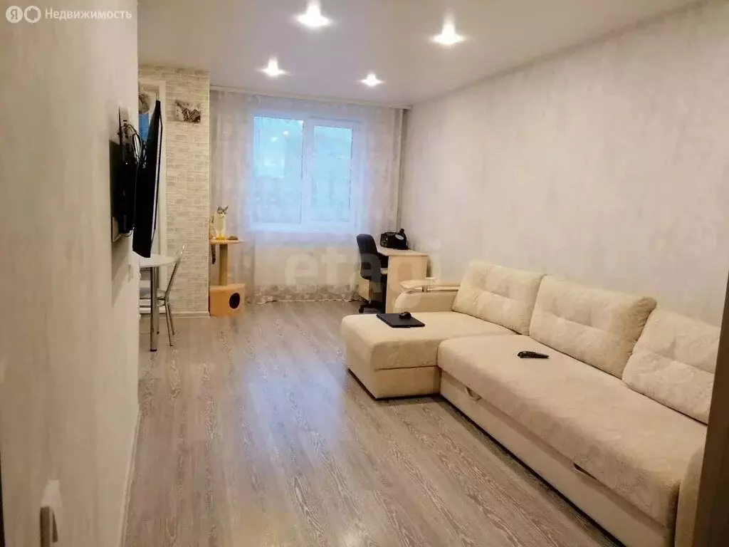 Квартира-студия: Пермь, улица Калинина, 64А (32.1 м) - Фото 0