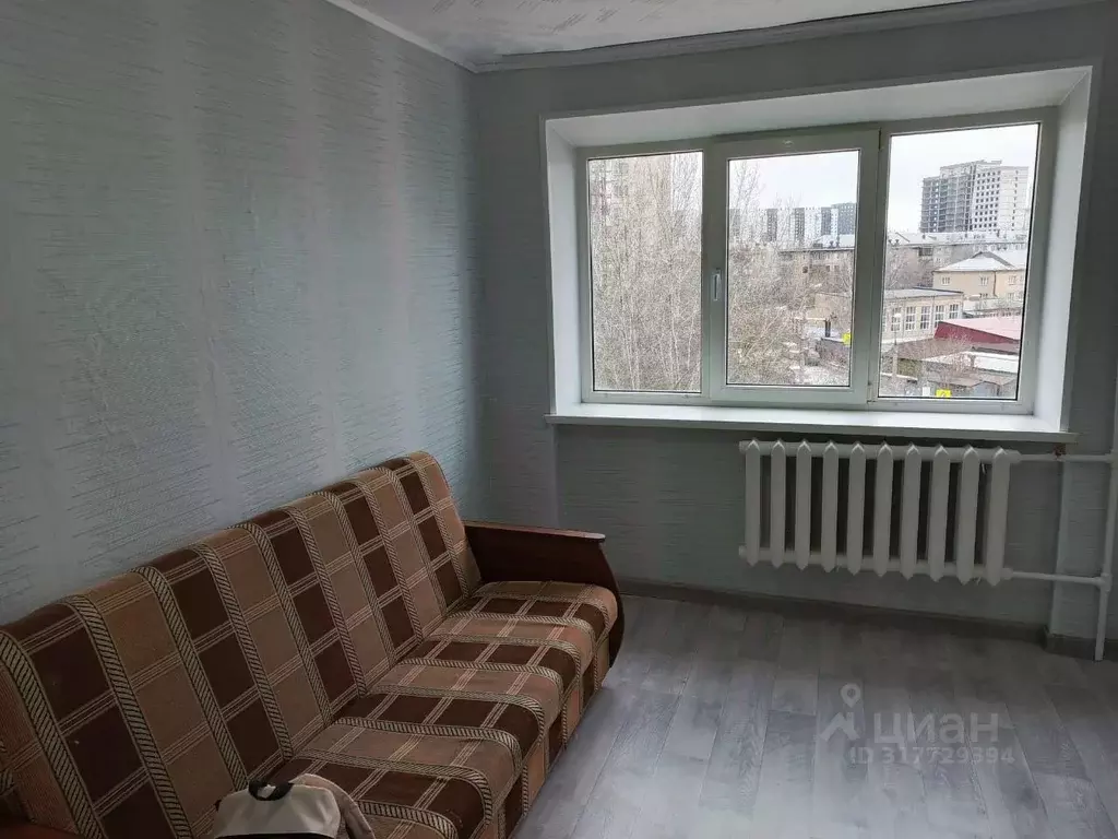 Комната Челябинская область, Челябинск ул. Воровского, 23Б (17.4 м) - Фото 0