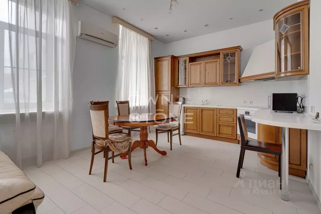 3-к кв. Москва ул. Знаменка, 13С4 (112.0 м) - Фото 1